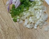 Foto langkah ke 1 dari resep Martabak Tahu Telur Rice Paper.
