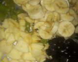 A picture of step 3 of Mixed fruit cream.