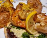 Surf & turf steak zöldbors mártással és kakukkfüves tepsis újburgonyával recept fázis 8 fotója
