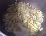 Foto del paso 2 de la receta Cazón en salsa verde con guisantes