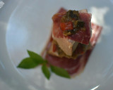 Foto del paso 2 de la receta: Atún a baja temperatura con jamón ibérico y pisto