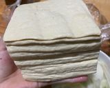 Hình bước làm 2 của món Đậu nhồi thịt tẩm hành lá