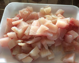 Foto del paso 2 de la receta: Filete de pescado con chipotle seco
