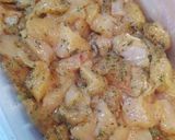 Foto del paso 1 de la receta: Tacos de pollo especiado con pimientos y guarnición