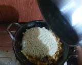 Foto langkah ke 6 dari resep MaMi (Macaroni Mie) Jamur Sawit.