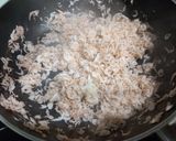 Hình bước làm 2 của món Tép biển xào khô