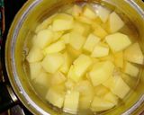 Foto del paso 2 de la receta: Salsa de prietas a la Jose con papitas cocidas y más ♥️