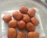 A picture of step 1 of Potato nuggets.