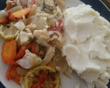 Foto del paso 6 de la receta: Filete de telapia con vegetales al vapor y papas majadas