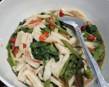 Foto langkah ke 5 dari resep Tumis Kangkung Jamur Tiram.