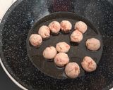 Foto del paso 1 de la receta: Albóndigas en salsa de tomate