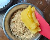 Foto langkah ke 3 dari resep Unbaked Matcha Pie.