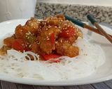 Foto del paso 9 de la receta: Pollo agridulce 🍗 con fideos de arroz 🍜
