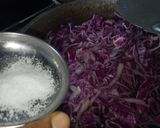 பர்ப்பிள் முட்டைகோஸ் கலர்ஃபுல் பொரியல் (Purple muttaikosh colorful poriyal Recipe in Tamil) ரெசிபி ஸ்டேப் 4 புகைப்படம்