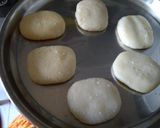 A picture of step 4 of Malai chap.