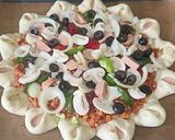 Foto langkah ke 4 dari resep Pizza Rumahan Anti Gagal.