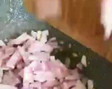 Foto del paso 2 de la receta: Espirales con panceta salada ibérica, para comer en familia