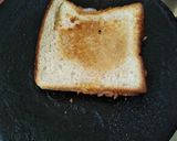 A picture of step 4 of Cream Toast.
