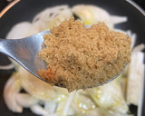 Foto del paso 6 de la receta: Coca de cebolla con bacon!