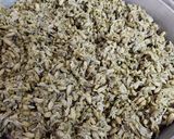 A picture of step 1 of Drumstick flowers / moringa flowers.