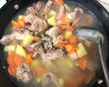 Foto langkah ke 4 dari resep Sup Ayam Kentang Wortel yummy🤤😁.