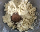 Gambar langkah 3 resipi Biskut Mix coklat chip & badam.
