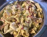 Une image de l'étape 1 de Salade castelfranco aux tomates oignon rose jambon blanc et leicester.