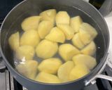 A picture of step 1 of Fish pie.