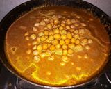 A picture of step 9 of Chole bhature.