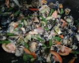 Foto langkah ke 5 dari resep Tongseng Keong pedas.