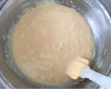 Foto del paso 4 de la receta: TORTA ESPONJOSA DE VAINILLA CON LECHE CONDENSADA 🍰
