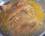 Paprikás lisztben sült ponty recept fázis 4 fotója