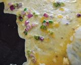 A picture of step 3 of Onion corn hearty omlet.