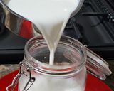Foto langkah ke 4 dari resep Yoghurt Home Made.