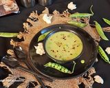 A picture of step 6 of Creamy Matar cauliflower soup.