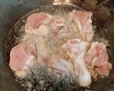 Foto langkah ke 3 dari resep Ayam kuah santan.