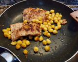 Foto del paso 2 de la receta: Butifarra asada y garbanzos