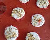 Une image de l'étape 21 de Entremets fraise-pistache.