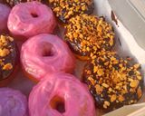 Foto langkah ke 6 dari resep Donat Labu Kuning Mini.