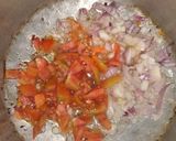 A picture of step 4 of Cauliflower meti sabzi/palya.