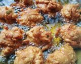 Gambar langkah 6 resipi Mee Rojak Ayam.