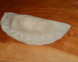 Foto del paso 5 de la receta: Empanadillas de muzzarella y pistachos   (Sambuza)