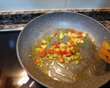 Foto del paso 3 de la receta: Hojaldre de ternera y queso