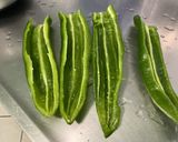Une image de l'étape 15 de Courgettes et poivrons farcis bœuf, tomates et oignon.