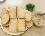 Hình bước làm 3 của món Bánh mì Baguette nướng tỏi làm món chay ngày rằm