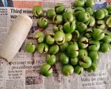 A picture of step 1 of Gunda /Lasoda Pickle.