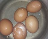 Foto langkah ke 1 dari resep Semur Tahu & Telur Pedas.