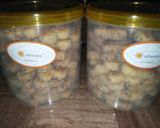 Foto langkah ke 8 dari resep Garlic Cheesy Butter Cookies.