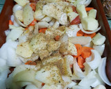 Foto del paso 2 de la receta: Pularda en salsa de soja y miel