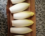 Une image de l'étape 1 de Tatin d'endives miel vinaigre balsamique.